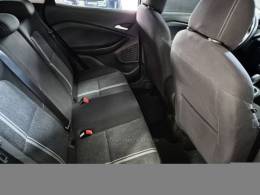 CHEVROLET - TRACKER - 2022/2023 - Azul - R$ 99.900,00