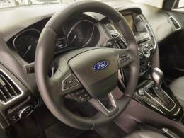 FORD - FOCUS - 2016/2016 - Branca - R$ 69.900,00