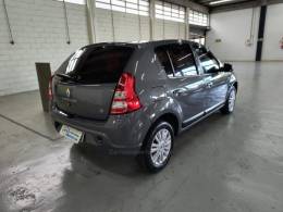 RENAULT - SANDERO - 2012/2012 - Cinza - R$ 32.900,00