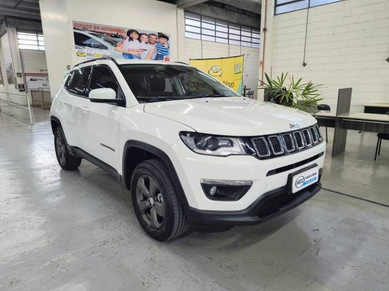 JEEP - COMPASS - 2017/2018 - Branca - R$ 93.900,00