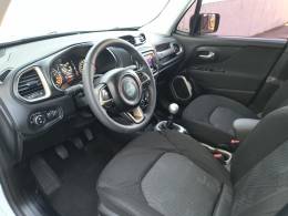 JEEP - RENEGADE - 2015/2016 - Branca - R$ 64.900,00