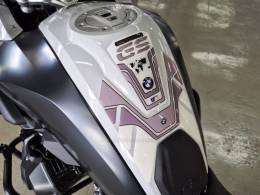 BMW - R 1250 - 2023/2024 - Branca - R$ 96.900,00