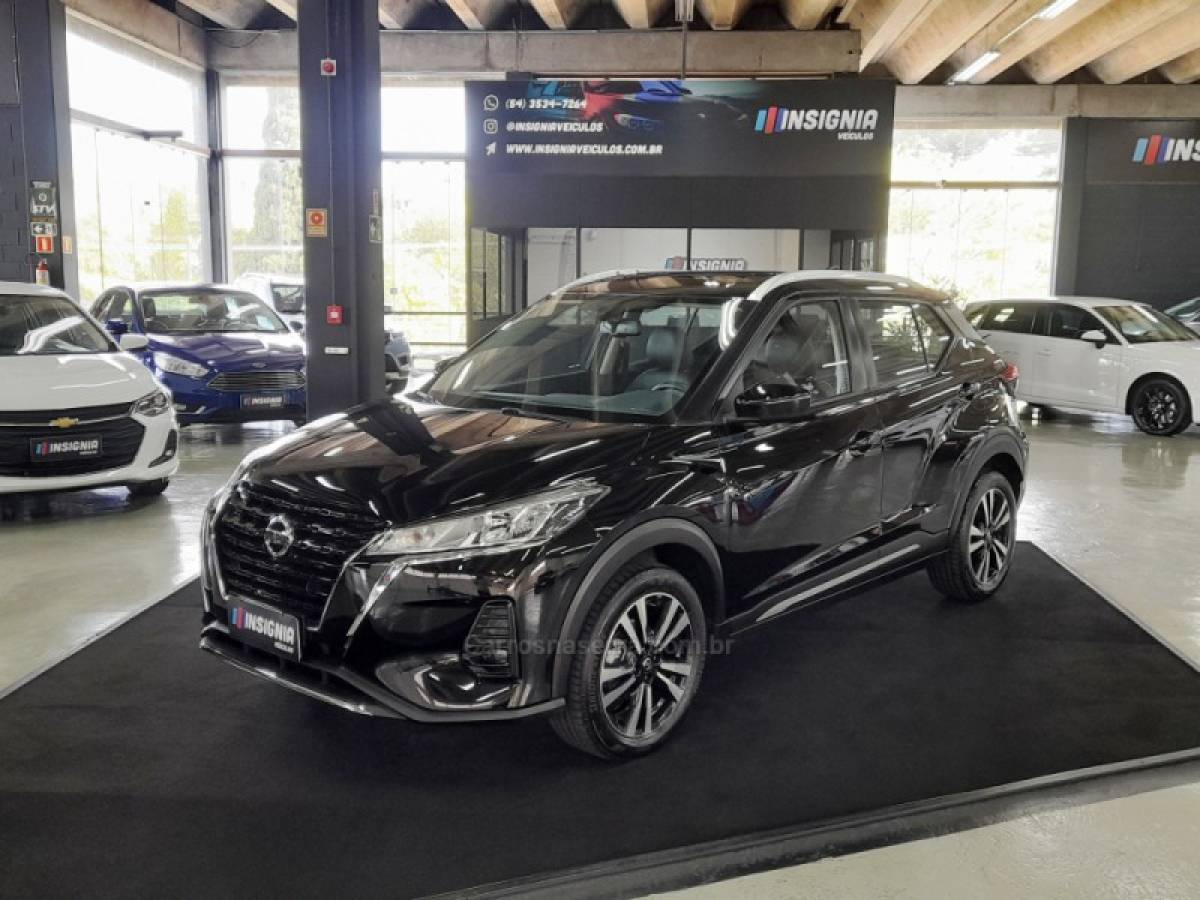 NISSAN - KICKS - 2021/2022 - Preta - R$ 97.900,00